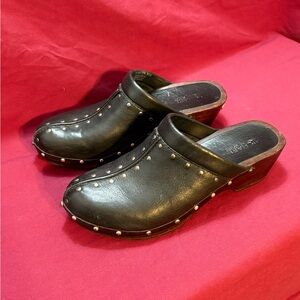 Michael Kors Leather Black Clogs